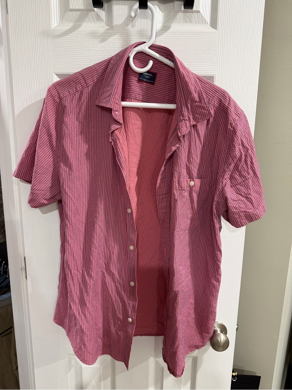 UNTUCKit Seersucker Button Up - XL